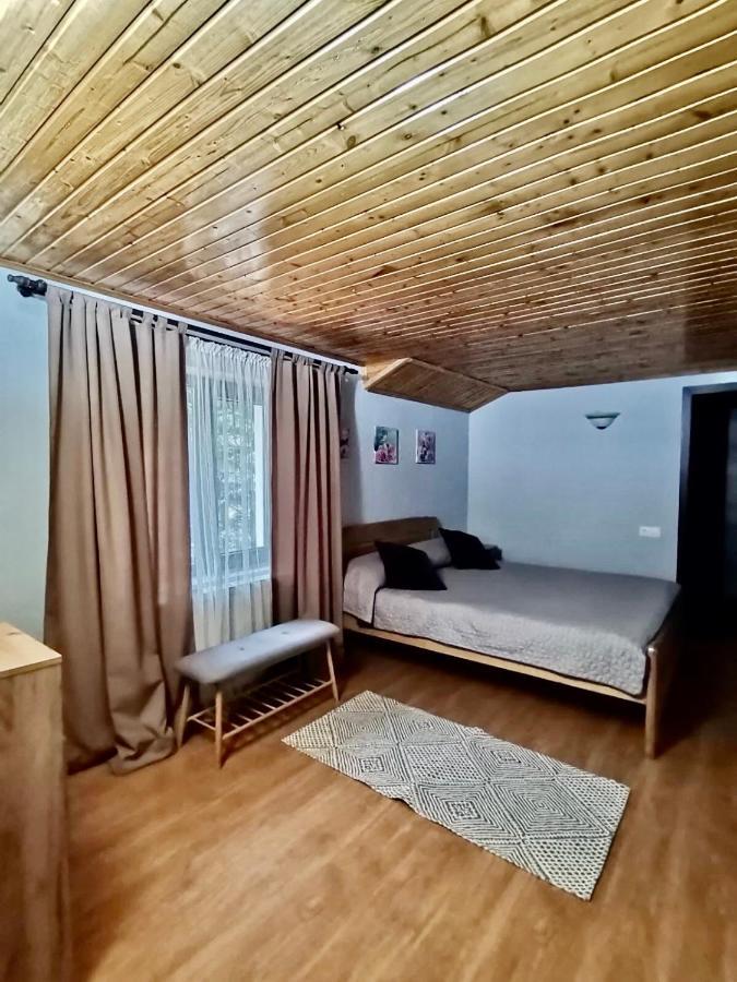 Pensiunea Lu' Movila Durau Exteriör bild