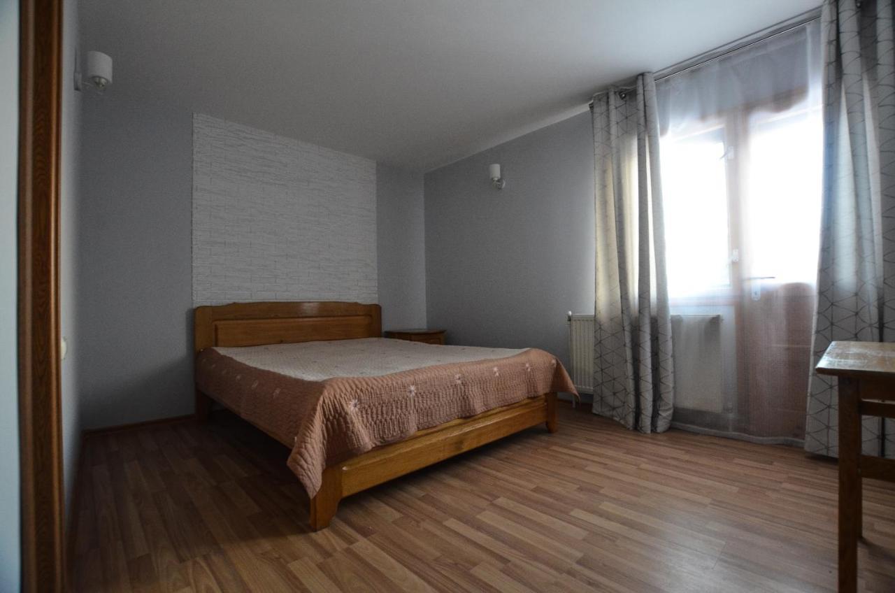Pensiunea Lu' Movila Durau Exteriör bild